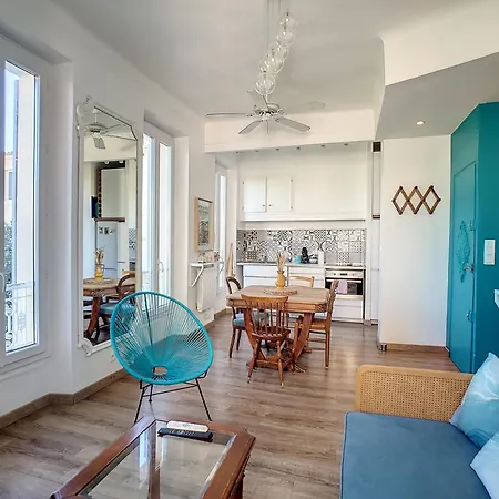 Casa Blue Sur Jolie Place Proche Du Vieux Port By Laconciergerie13 Apartment La Ciotat